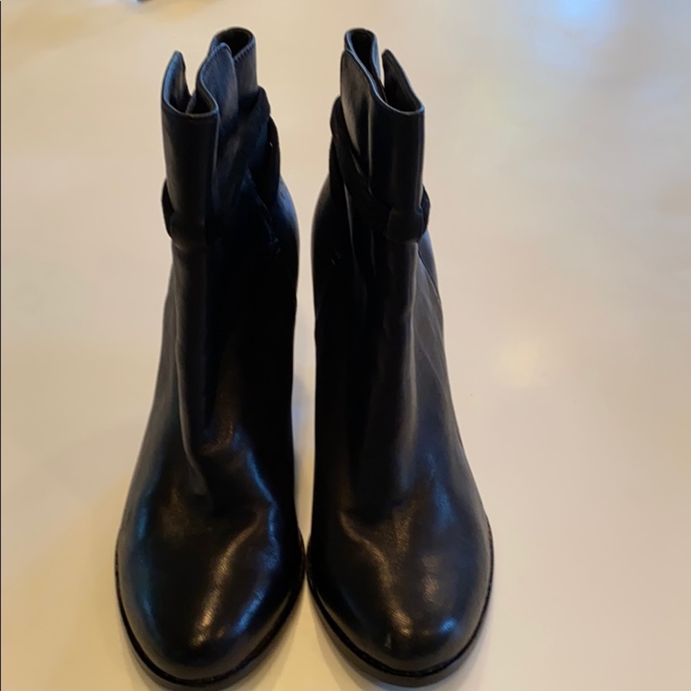 Ankle boots